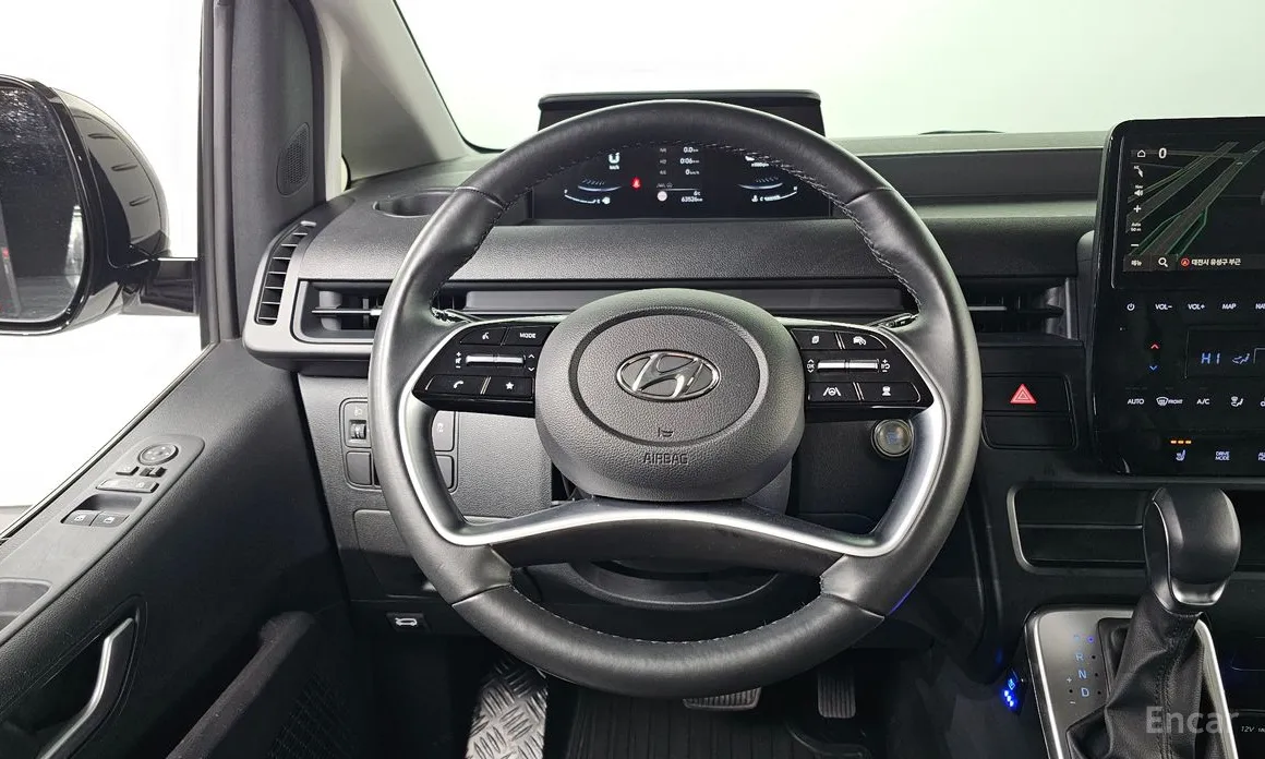 Фото 15 - Hyundai Staria