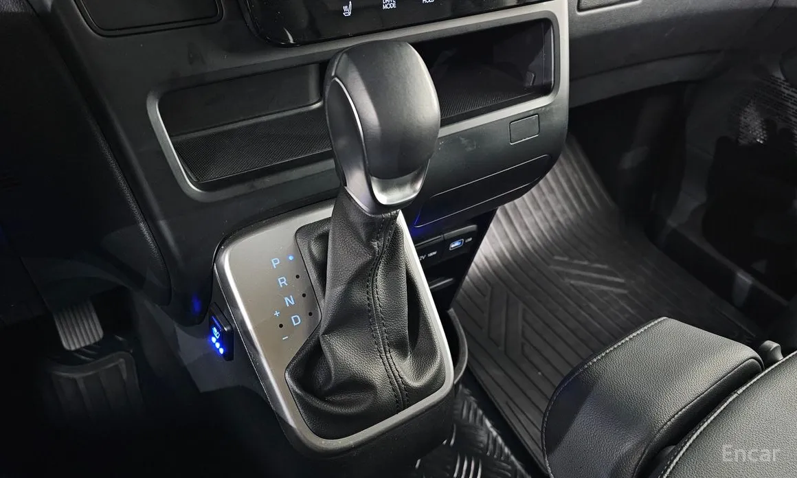 Фото 9 - Hyundai Staria