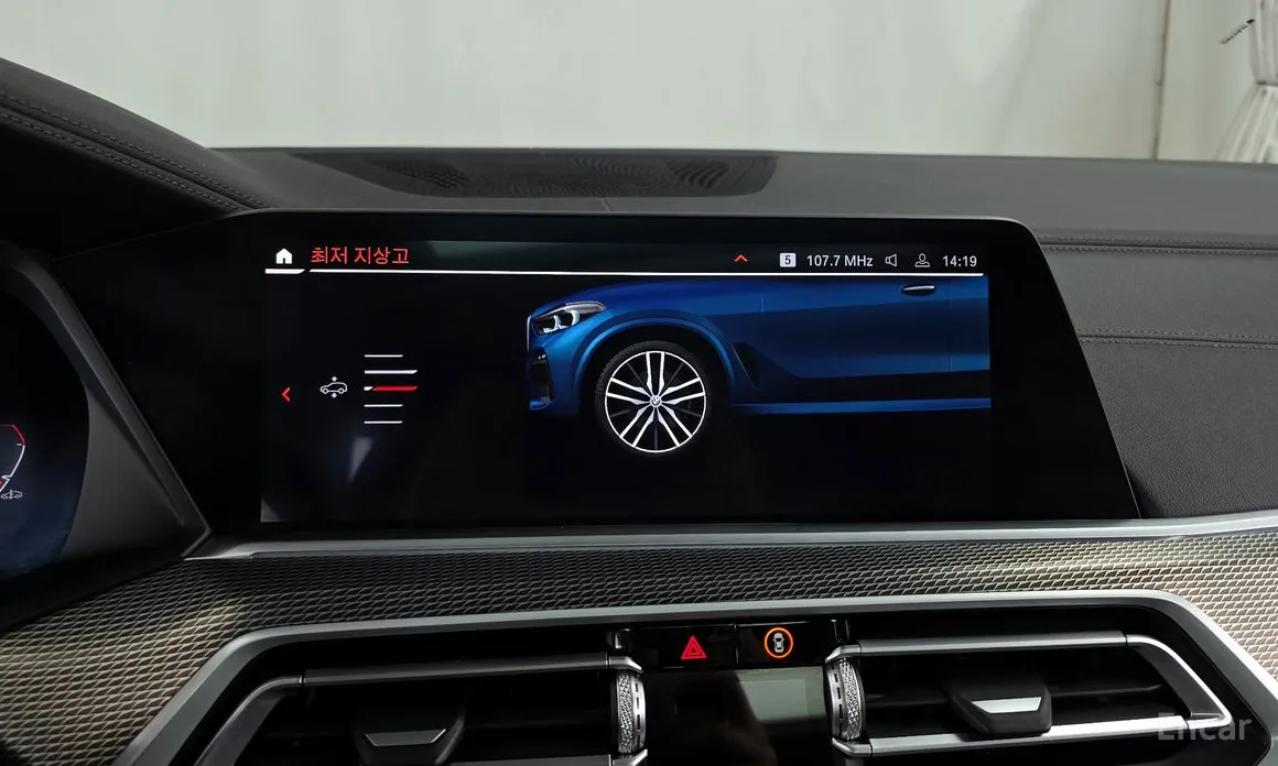 Фото 16 - BMW X5