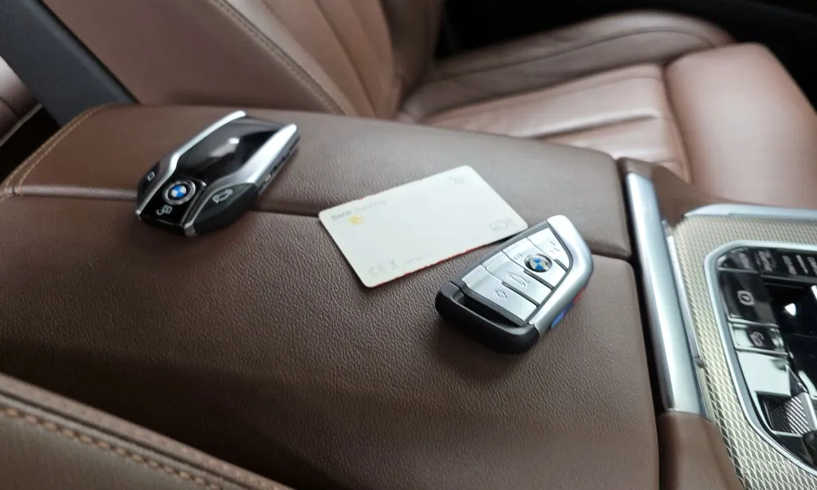 Фото 18 - BMW X5