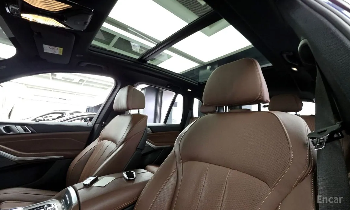 Фото 19 - BMW X5