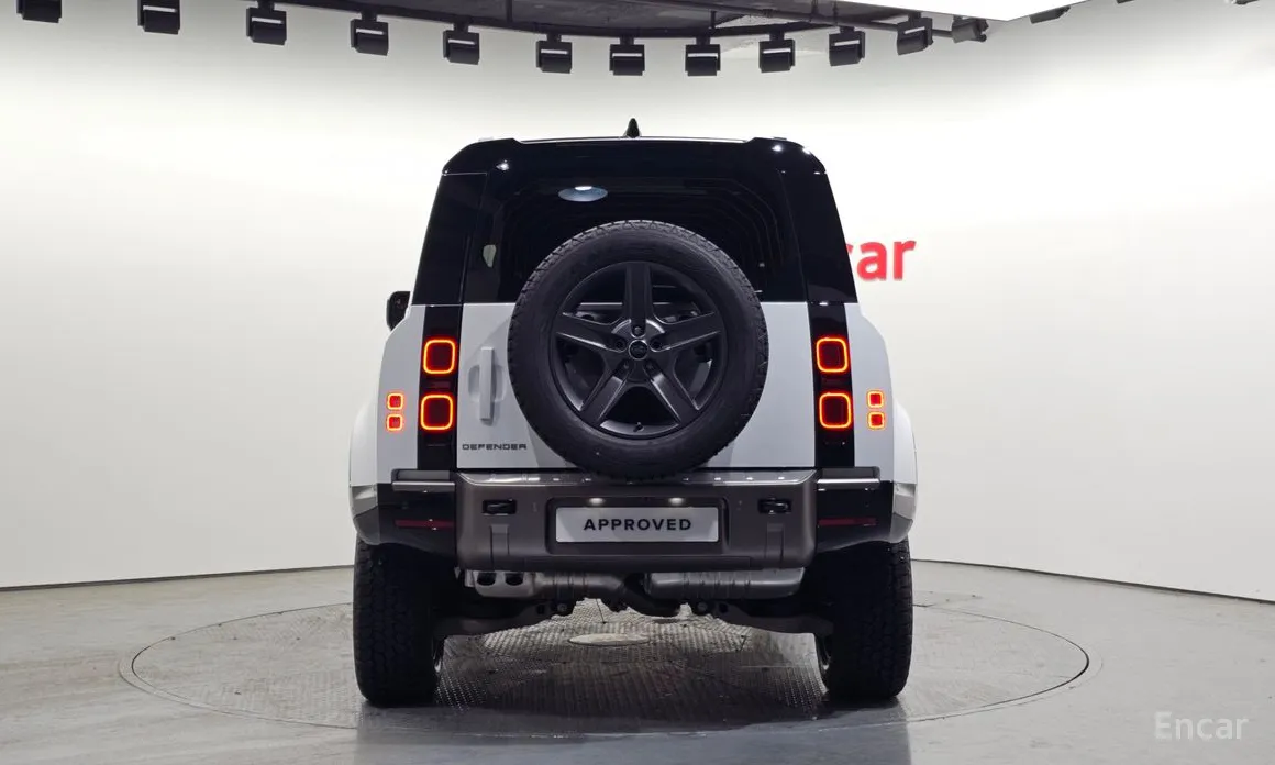 Фото 7 - Land Rover Defender