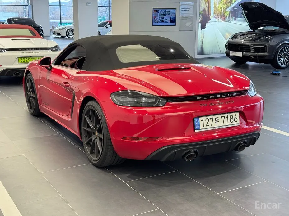 Фото 3 - Porsche 718