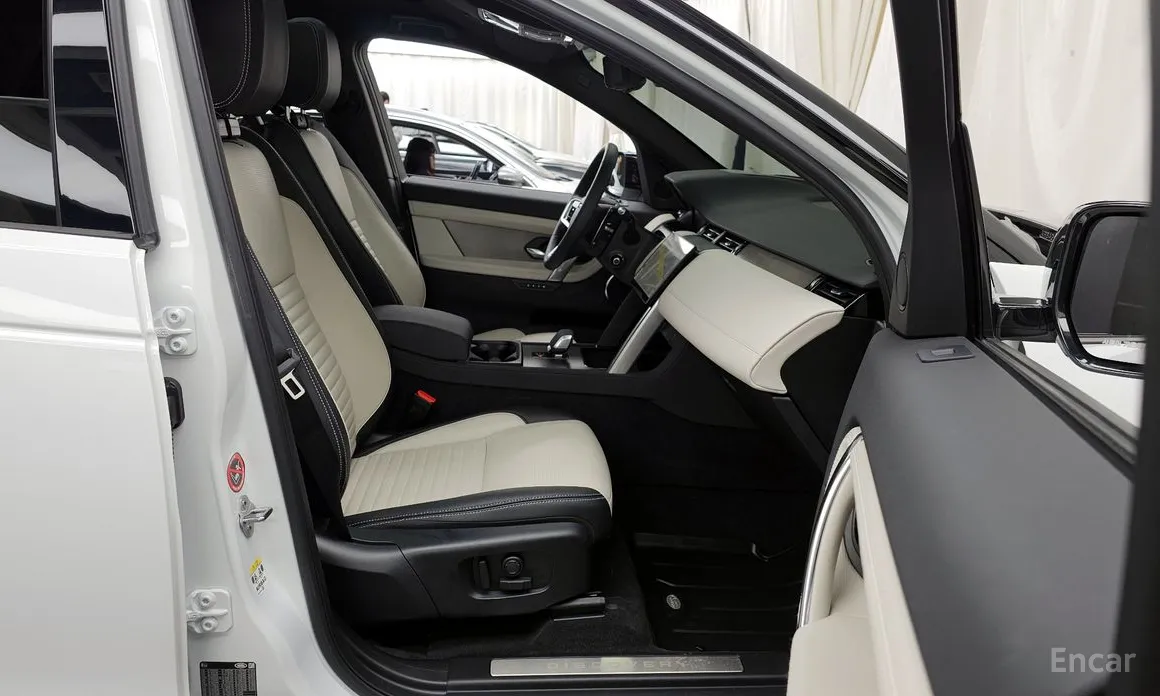 Фото 11 - Land Rover Discovery Sport