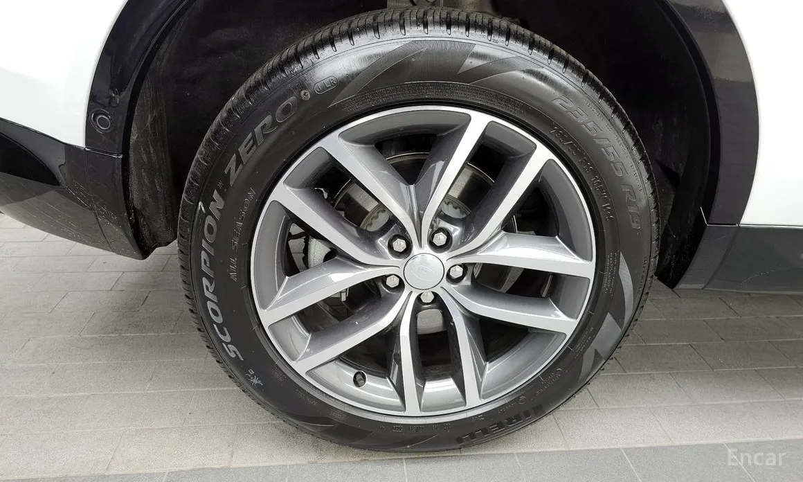 Фото 5 - Land Rover Discovery Sport