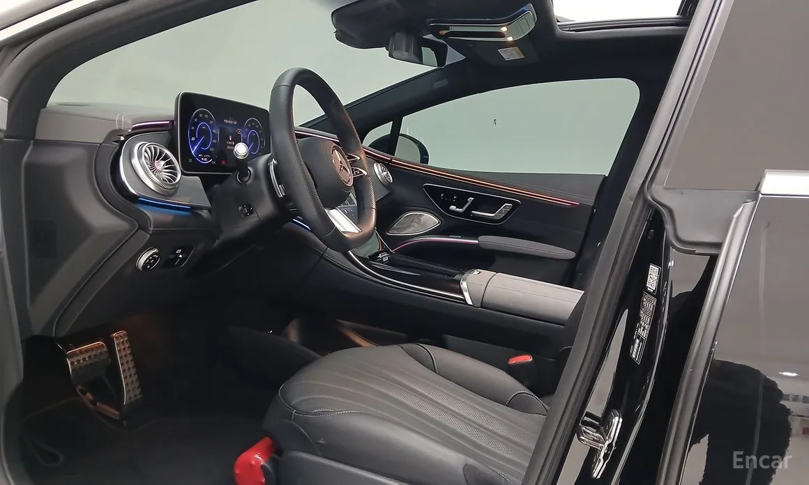 Фото 14 - Mercedes-Benz EQS