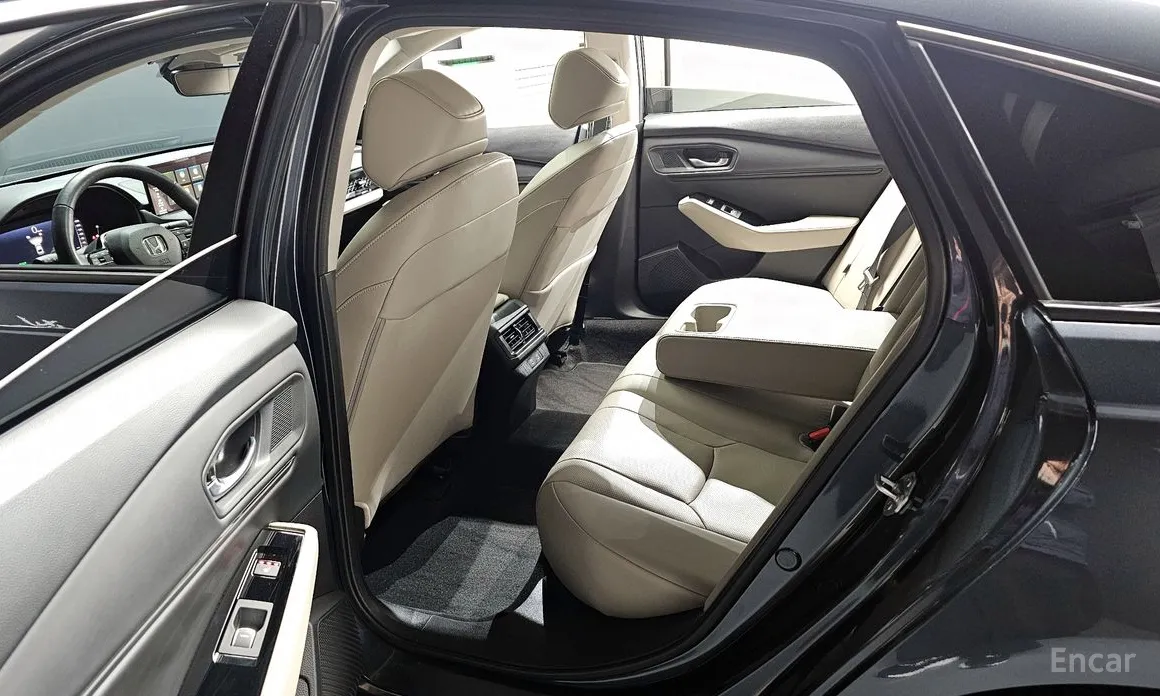 Фото 11 - Honda Accord