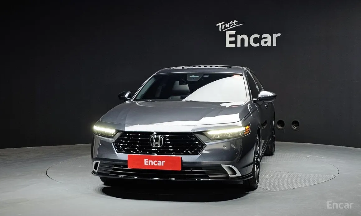 Фото 3 - Honda Accord