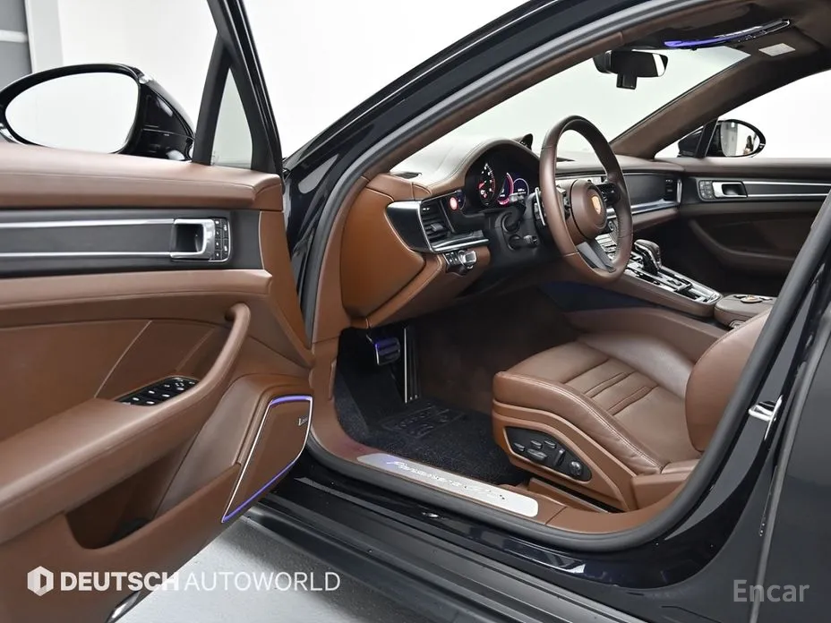 Фото 11 - Porsche Panamera