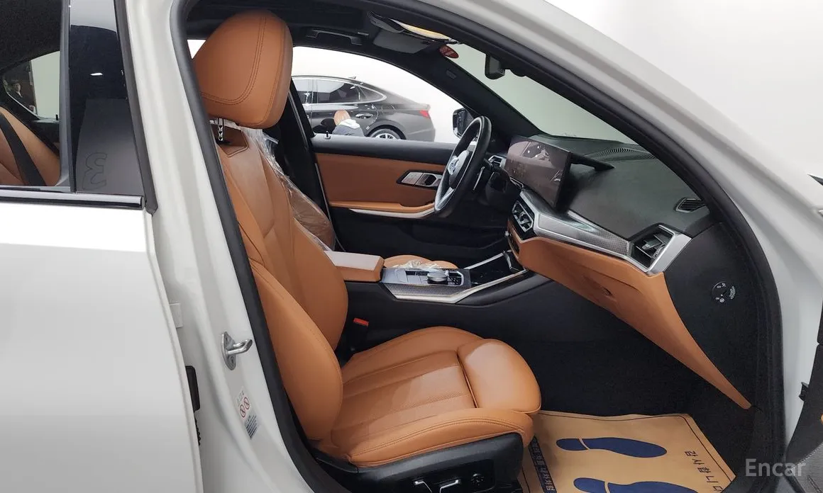 Photo 11 - BMW 3 Series