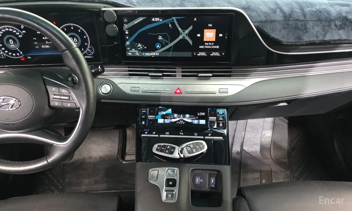 Фото 14 - Hyundai Grandeur