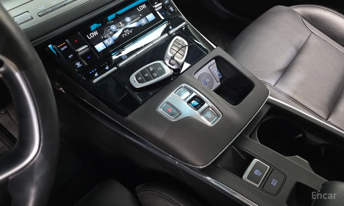 Фото 9 - Hyundai Grandeur