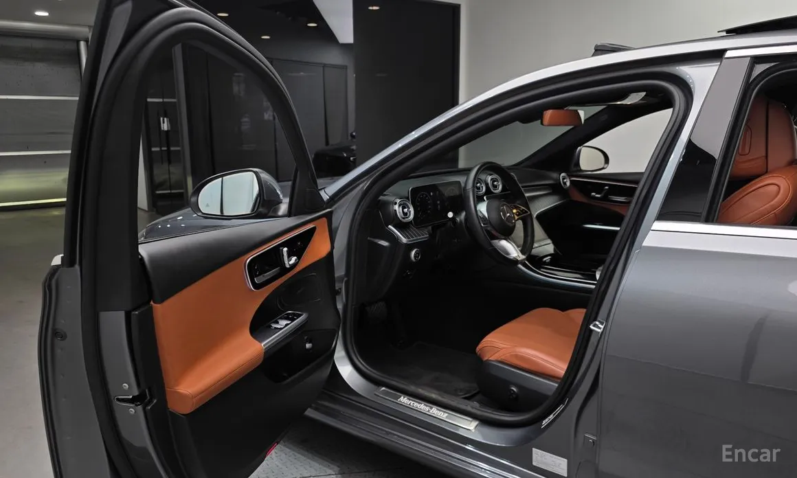 Фото 11 - Mercedes-Benz C-Class