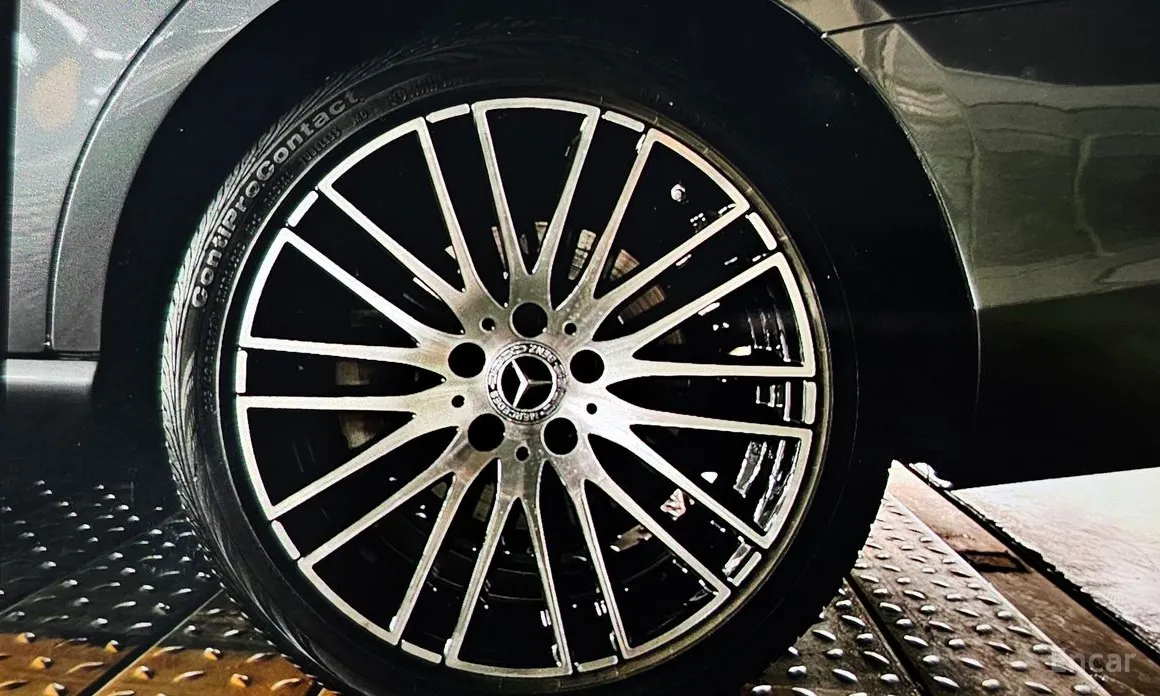 Фото 5 - Mercedes-Benz C-Class