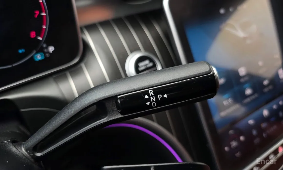 Фото 9 - Mercedes-Benz C-Class