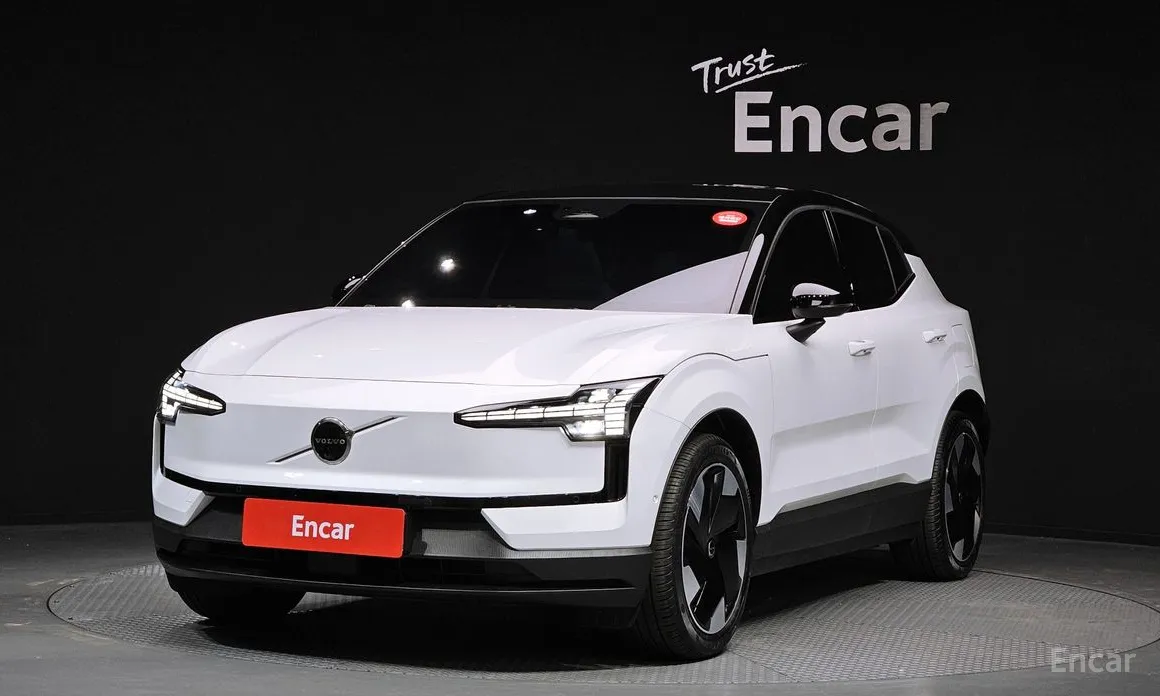 Фото 1 - Volvo EX30