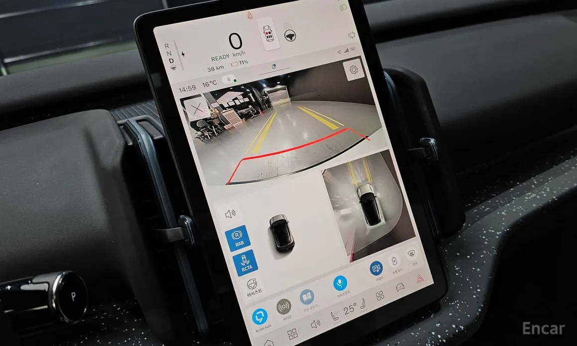 Фото 13 - Volvo EX30