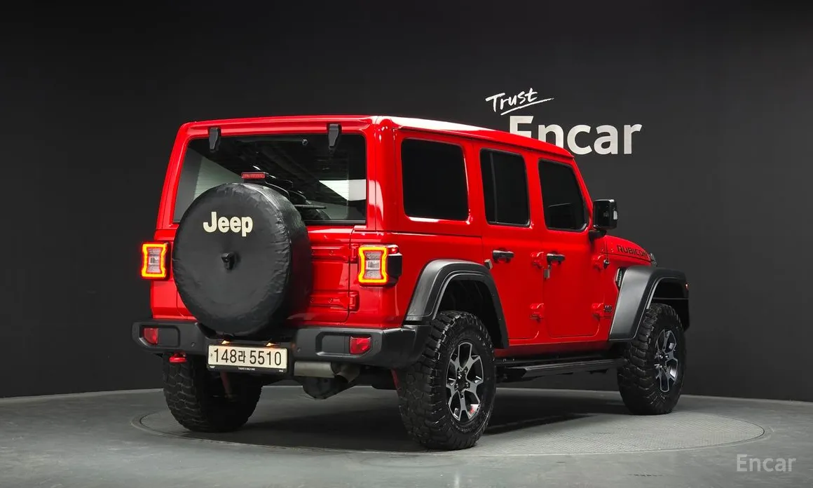 Фото 2 - Jeep Wrangler