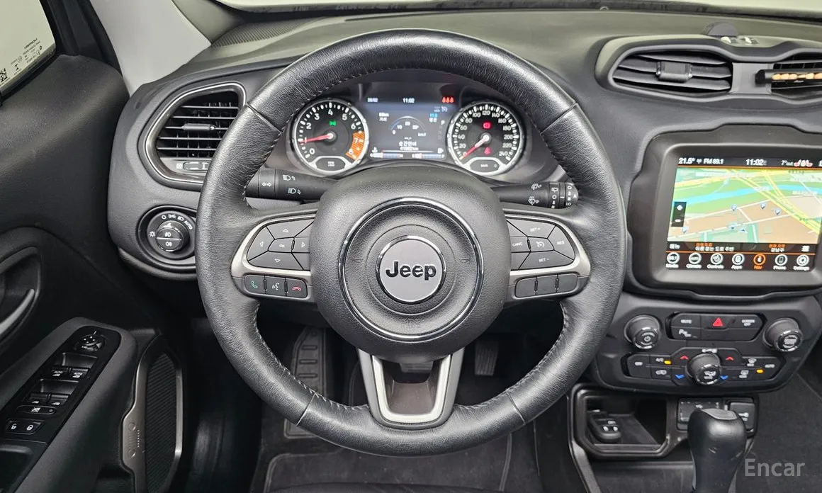 Фото 13 - Jeep Renegade