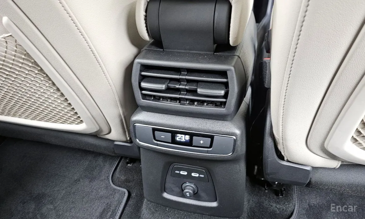 Фото 19 - Audi Q4 e-tron