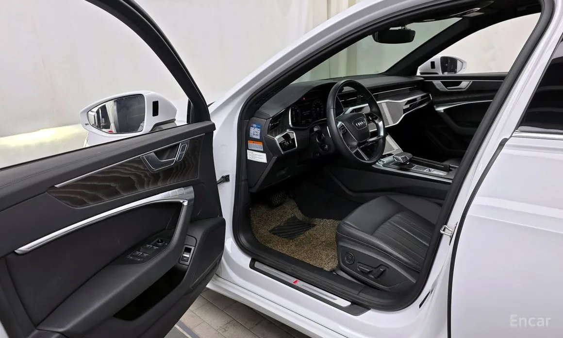 Фото 10 - Audi A6