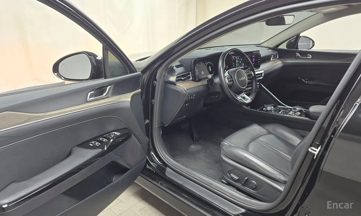 Фото 10 - Kia K5