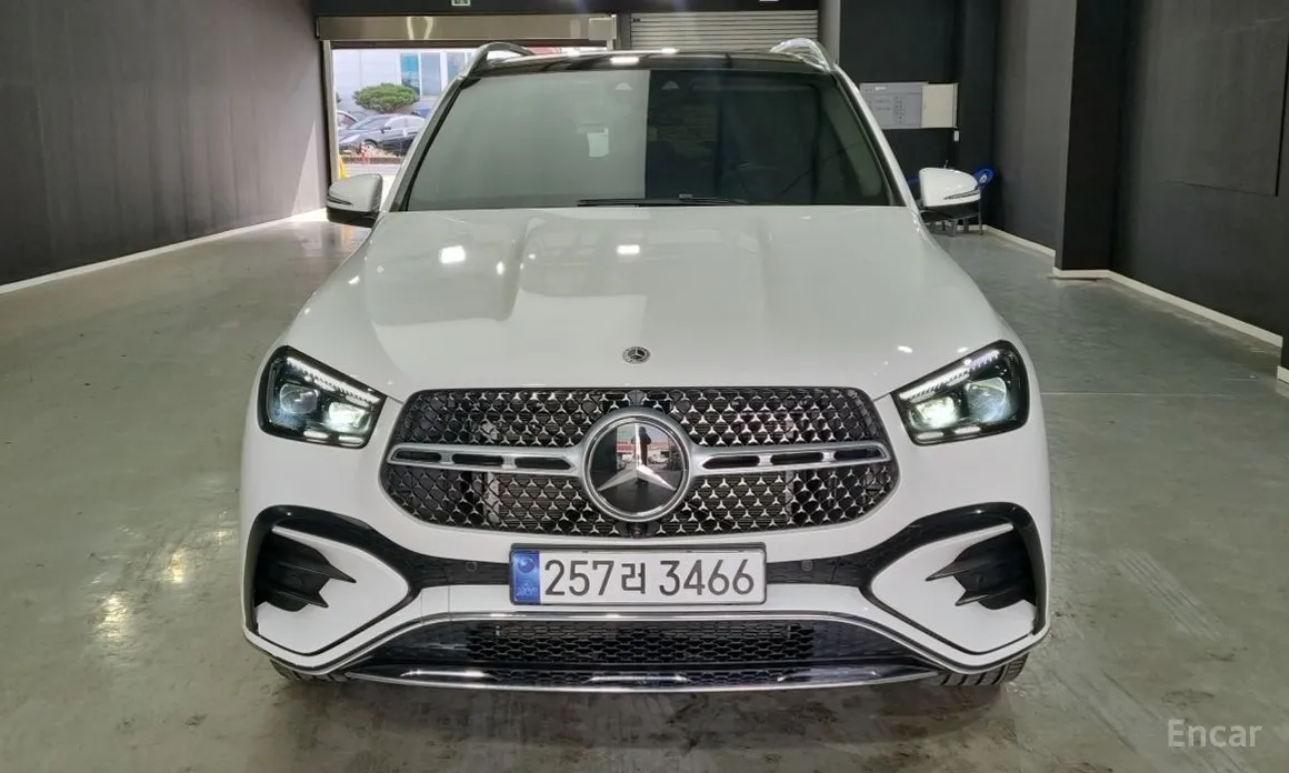 Фото 1 - Mercedes-Benz GLE-Class