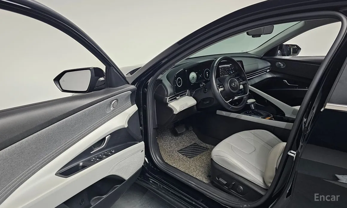 Фото 10 - Hyundai Avante