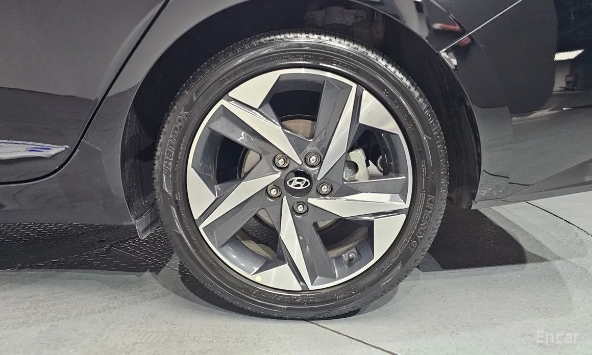 Фото 5 - Hyundai Avante