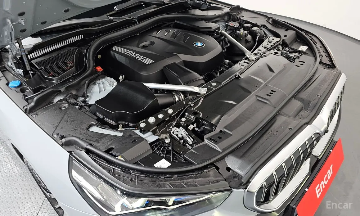 Photo 6 - BMW 5 Series