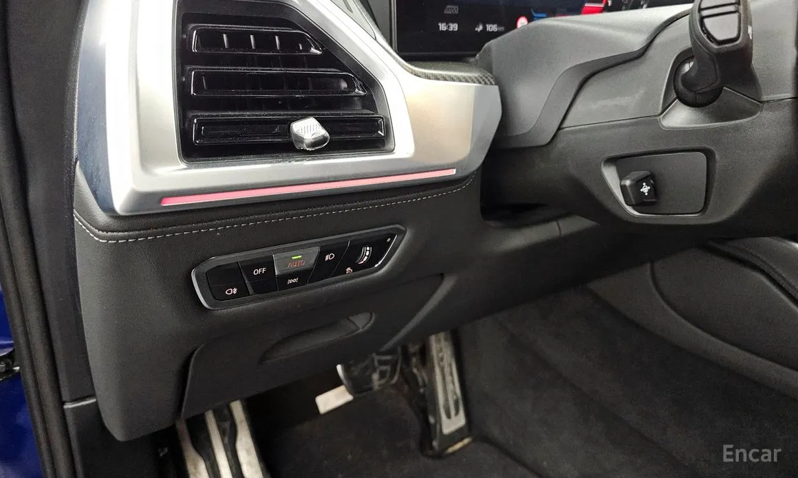 Фото 18 - BMW XM