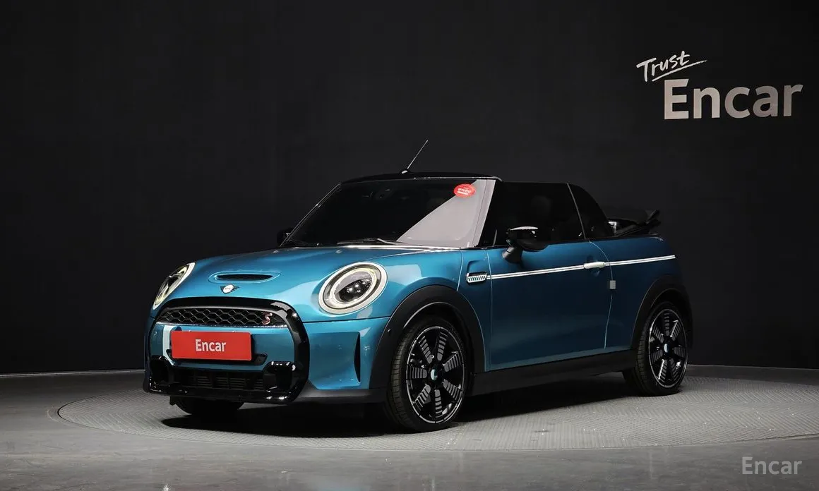 Фото 1 - Mini Cooper Convertible