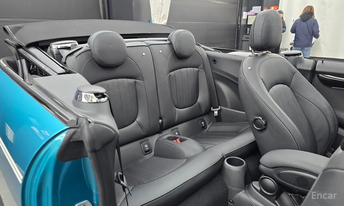 Фото 12 - Mini Cooper Convertible