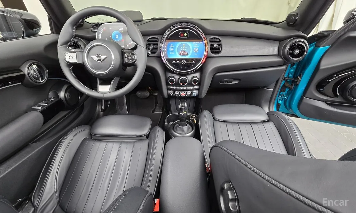 Фото 7 - Mini Cooper Convertible