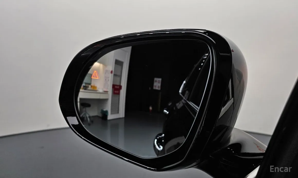 Фото 17 - Genesis GV80