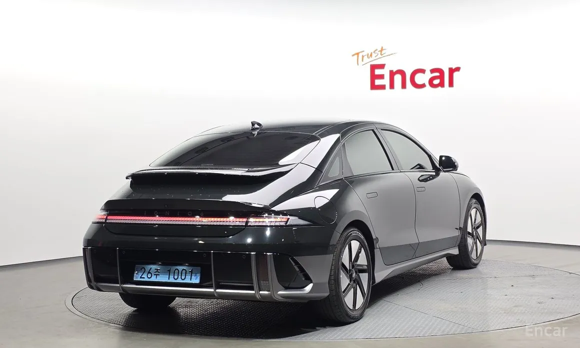 Фото 2 - Hyundai Ioniq 6