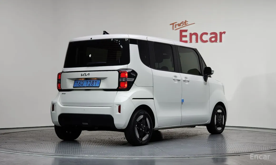 Фото 2 - Kia Ray