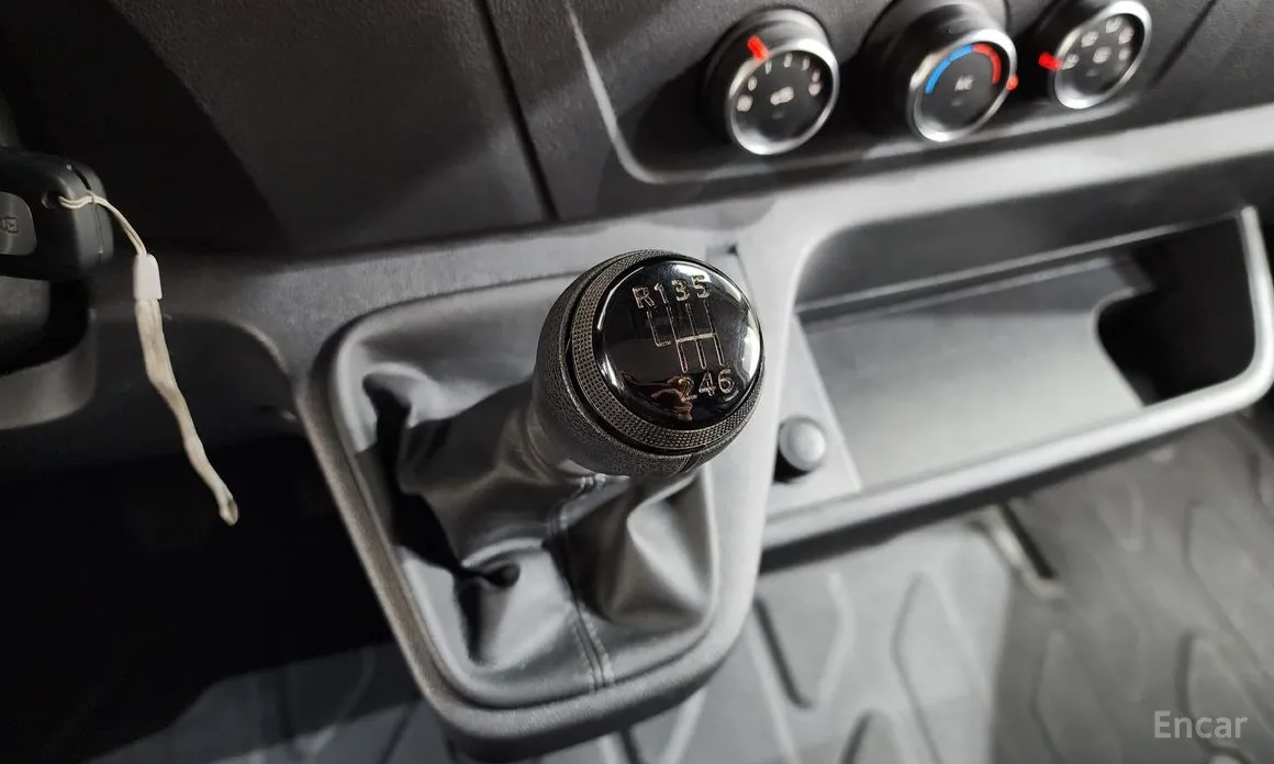 Фото 9 - Renault Master