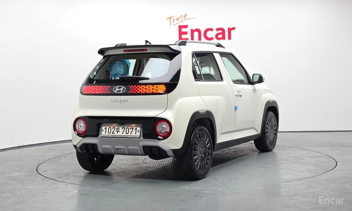 Фото 2 - Hyundai Casper