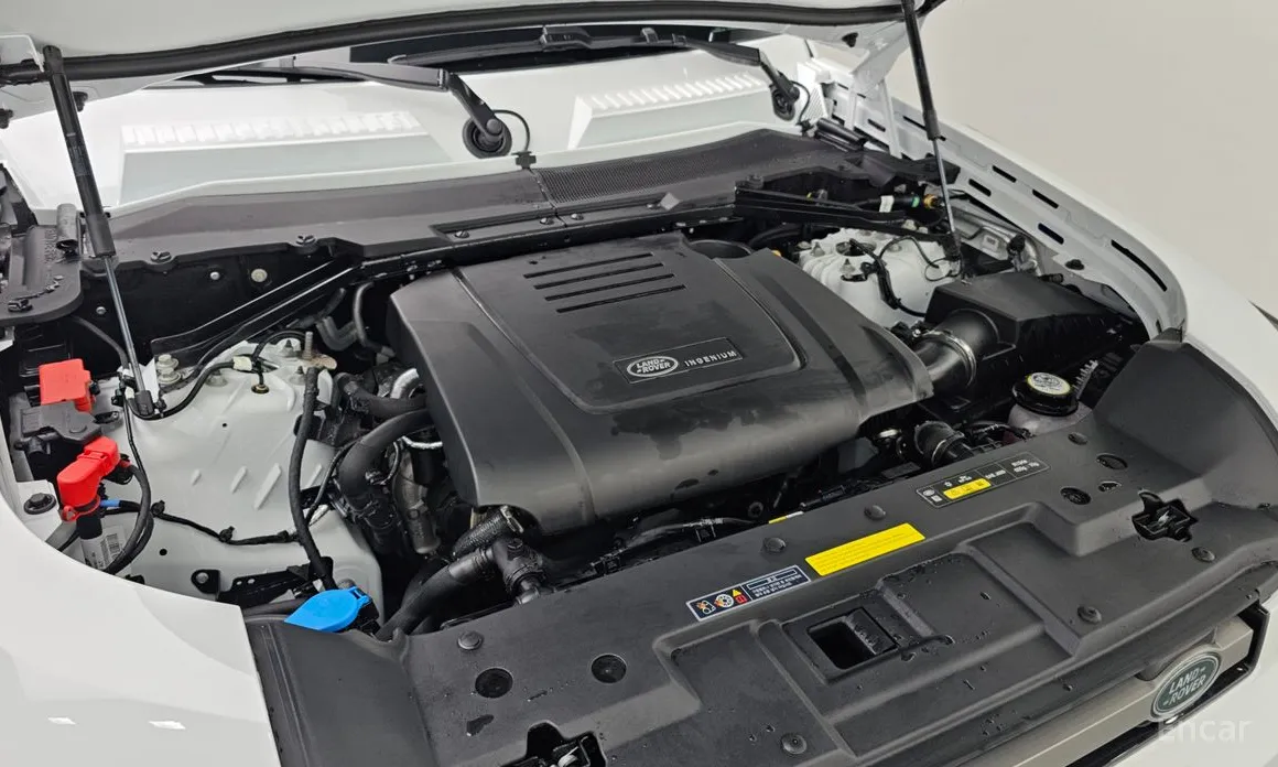 Фото 10 - Land Rover Defender