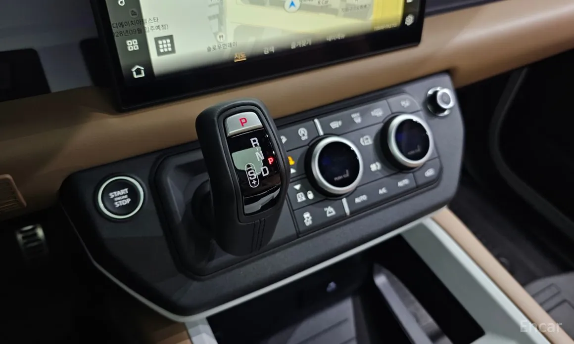 Фото 18 - Land Rover Defender