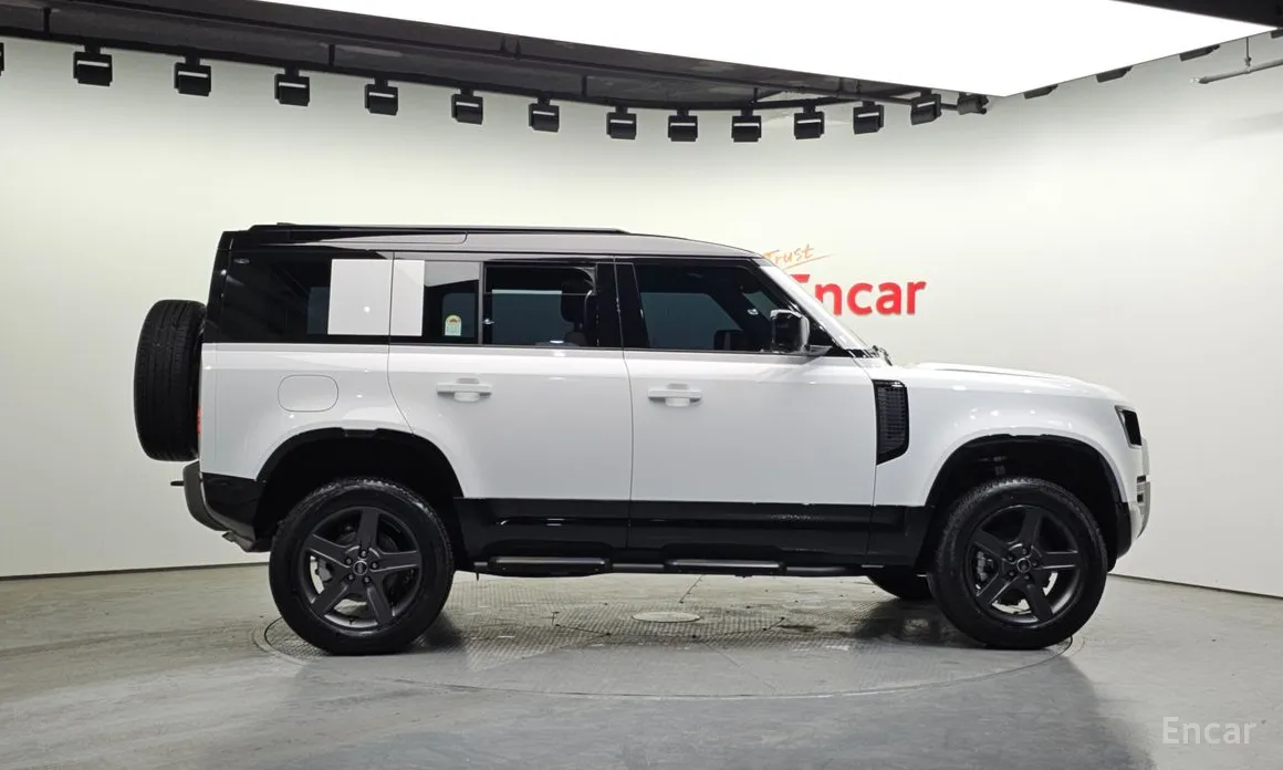 Фото 6 - Land Rover Defender