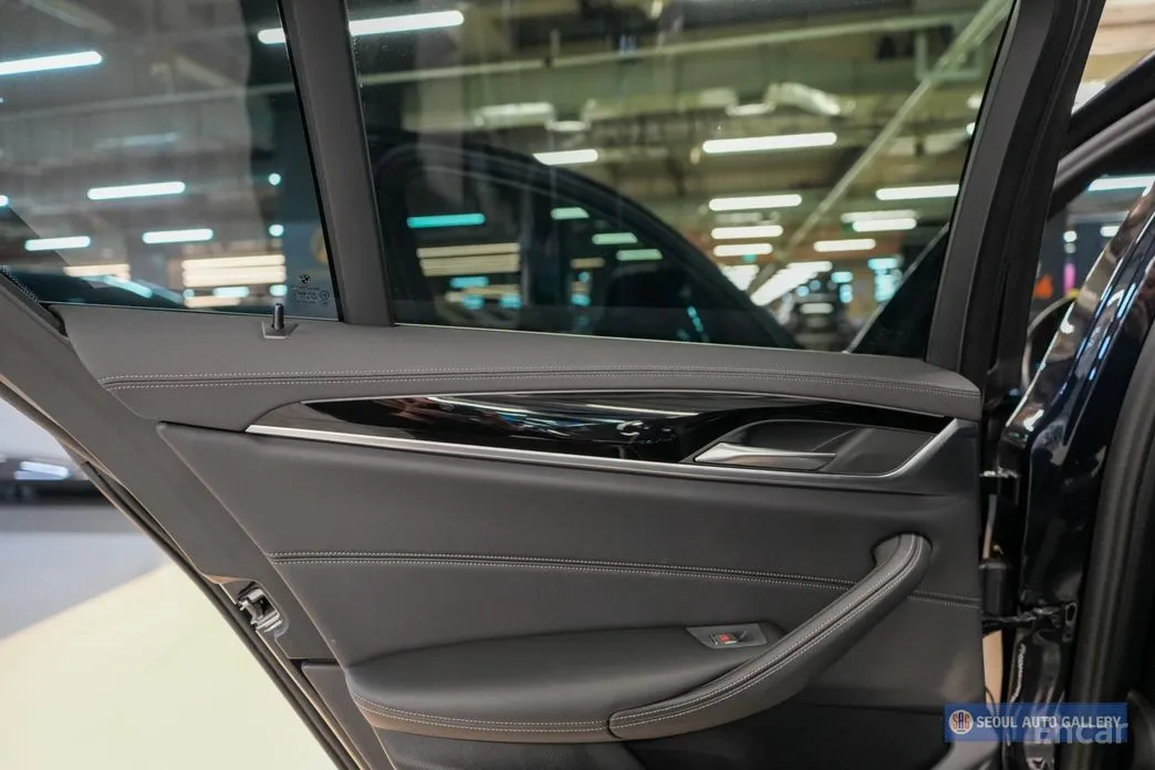 Фото 16 - BMW 5 Series