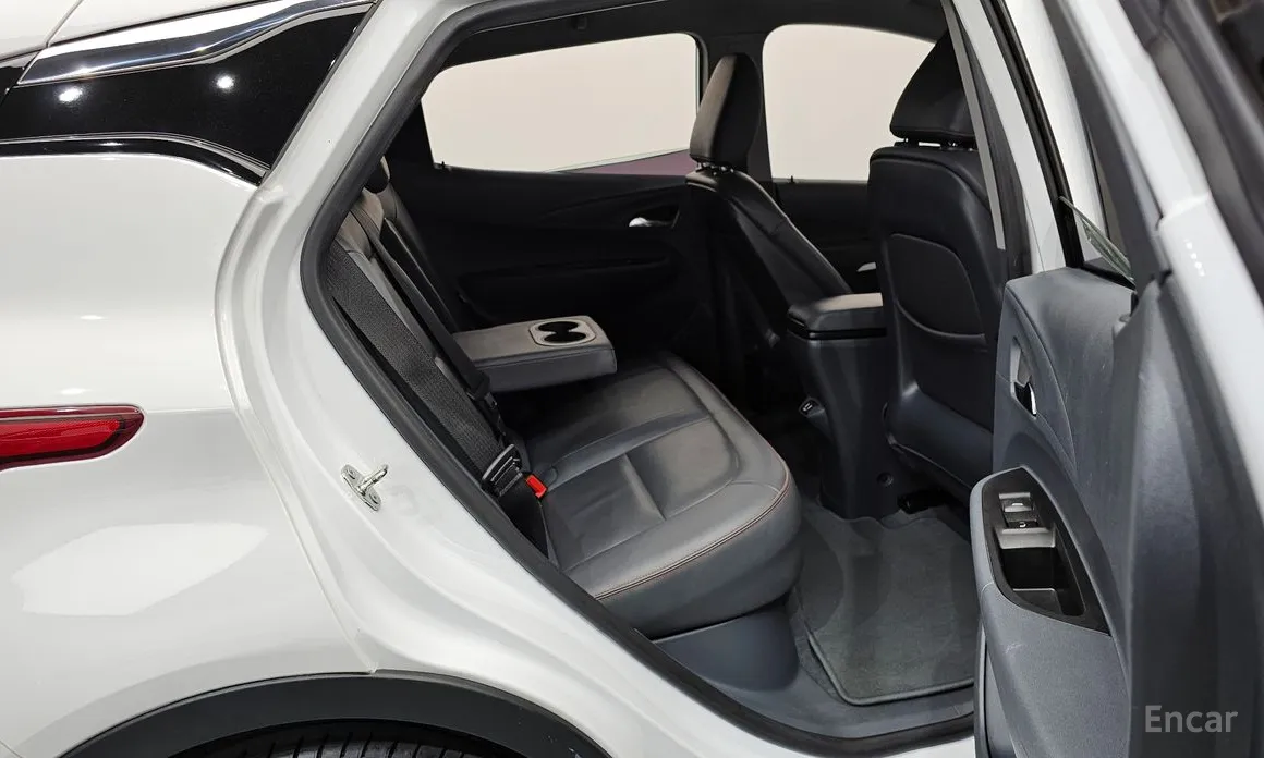 Фото 12 - Chevrolet Bolt EV