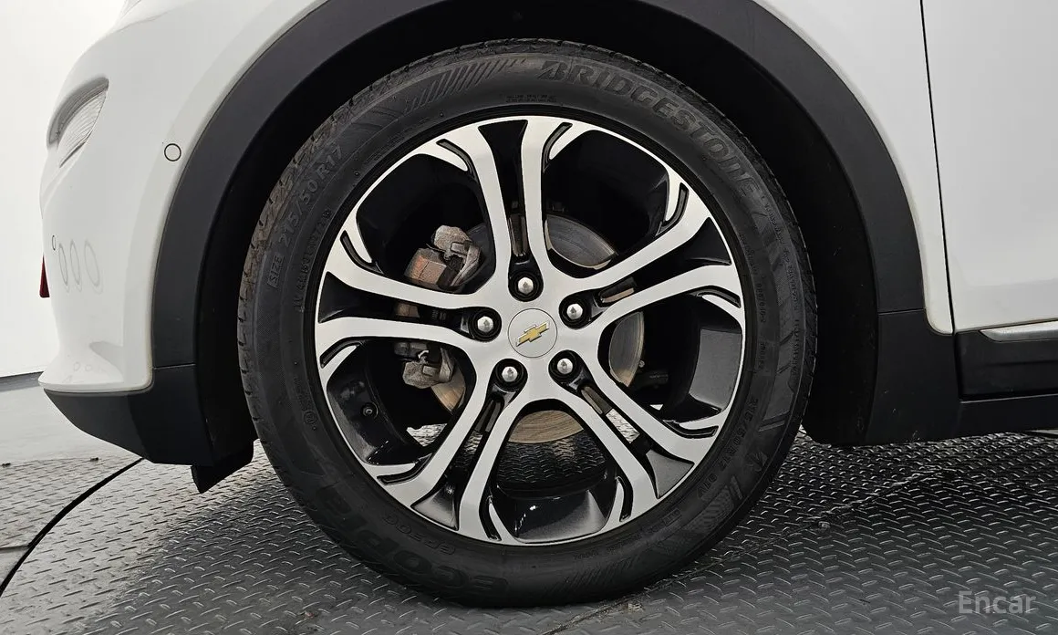 Фото 5 - Chevrolet Bolt EV