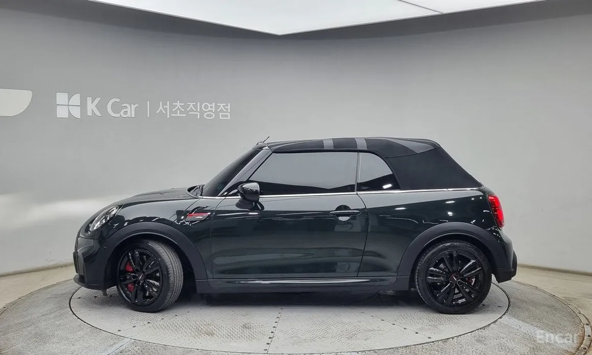 Фото 8 - Mini Cooper Convertible