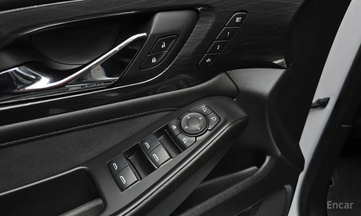 Фото 17 - Chevrolet Traverse