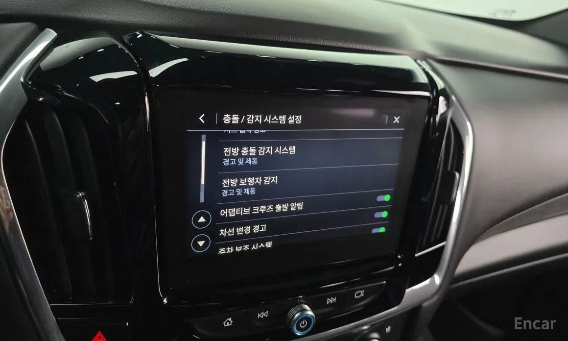 Фото 18 - Chevrolet Traverse