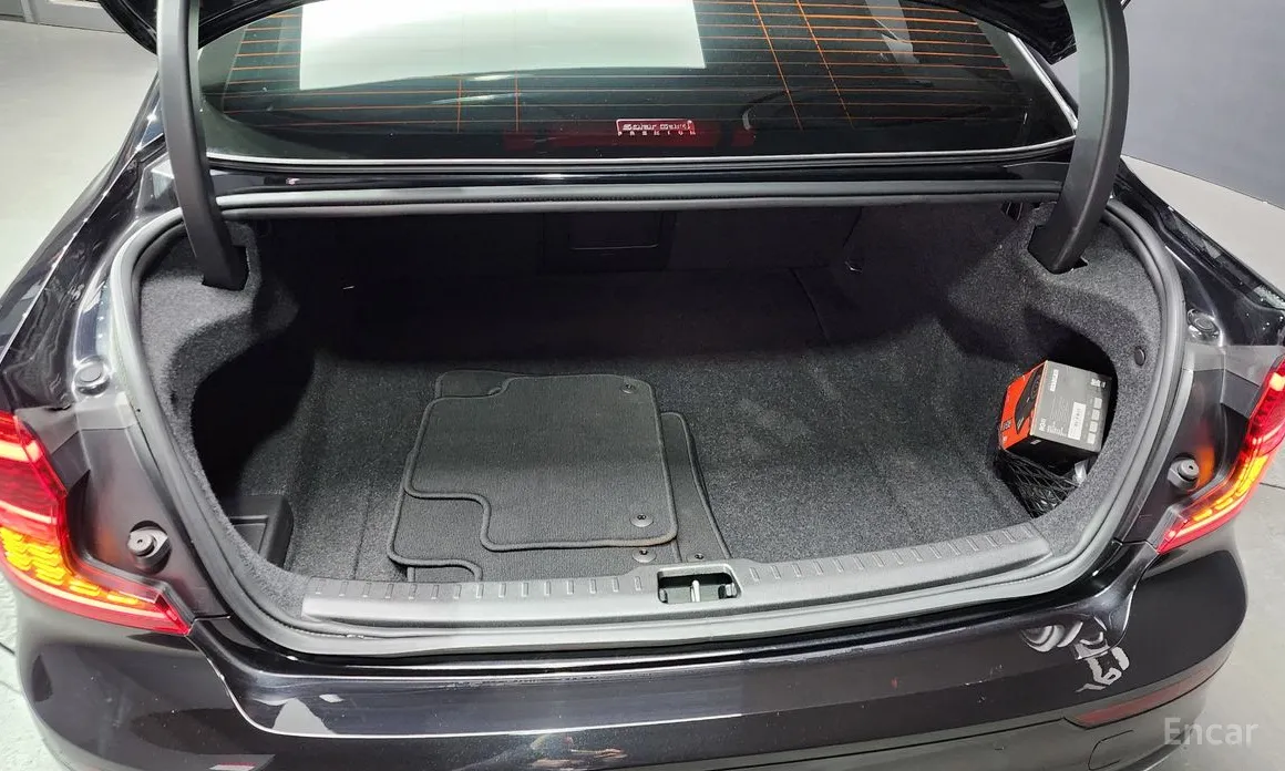 Фото 20 - Volvo S60