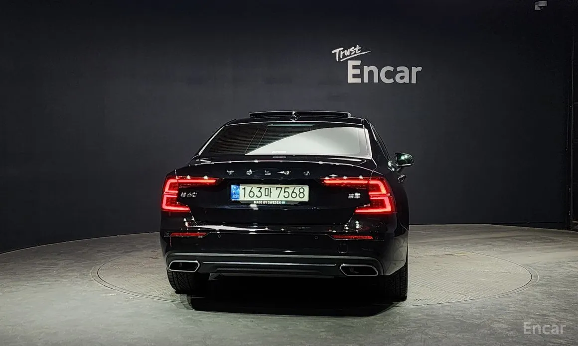 Фото 4 - Volvo S60